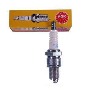 Świeca zapłonowa NGK BPR6ES - silniki Hon